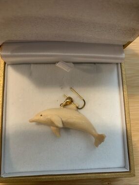 Vintage Korite 14K Gold Mammoth Carved Dolphin Pendant  unisex